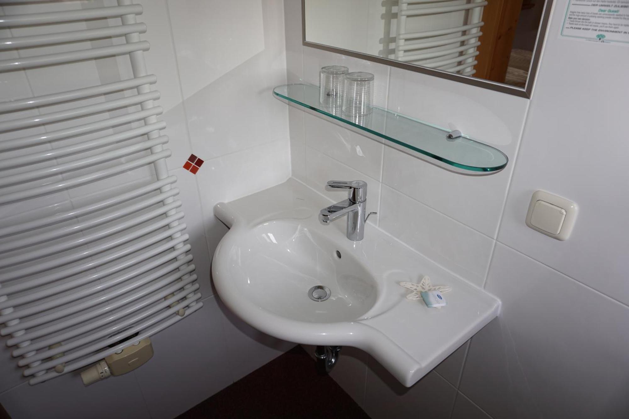Pension & Appartements Anny Мария Алм ам Щайнернен Мер Екстериор снимка