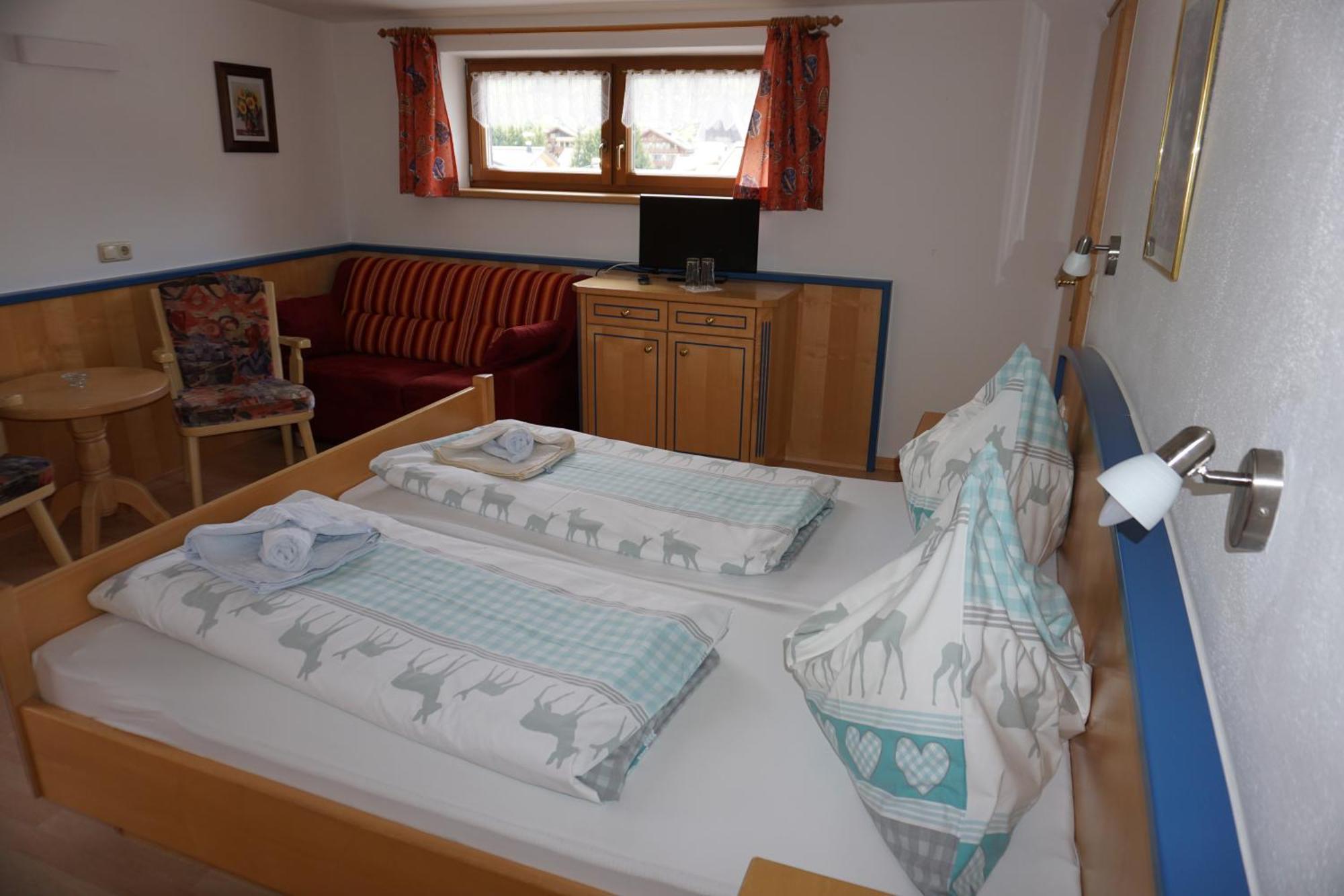 Pension & Appartements Anny Мария Алм ам Щайнернен Мер Екстериор снимка