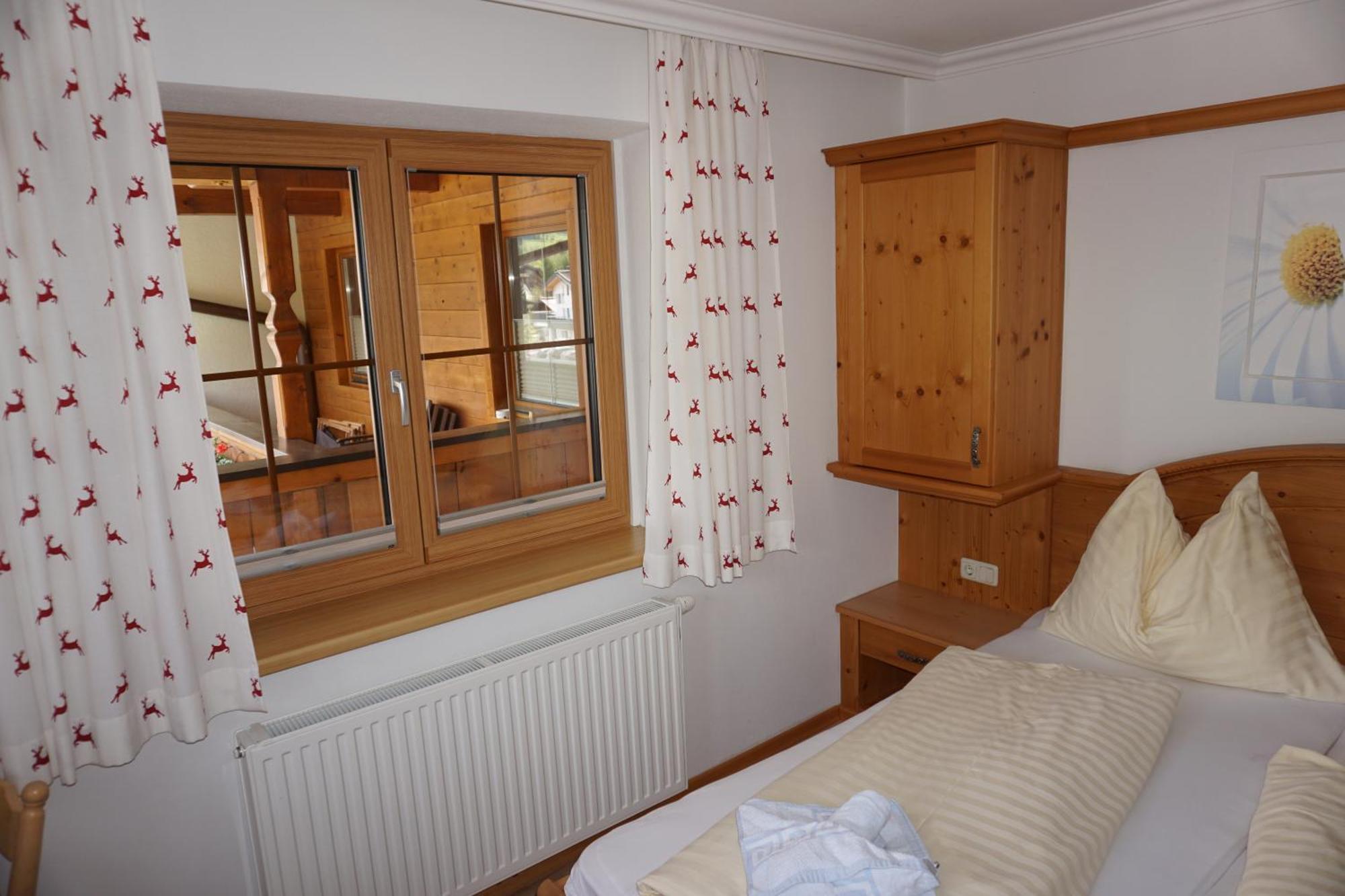 Pension & Appartements Anny Мария Алм ам Щайнернен Мер Екстериор снимка