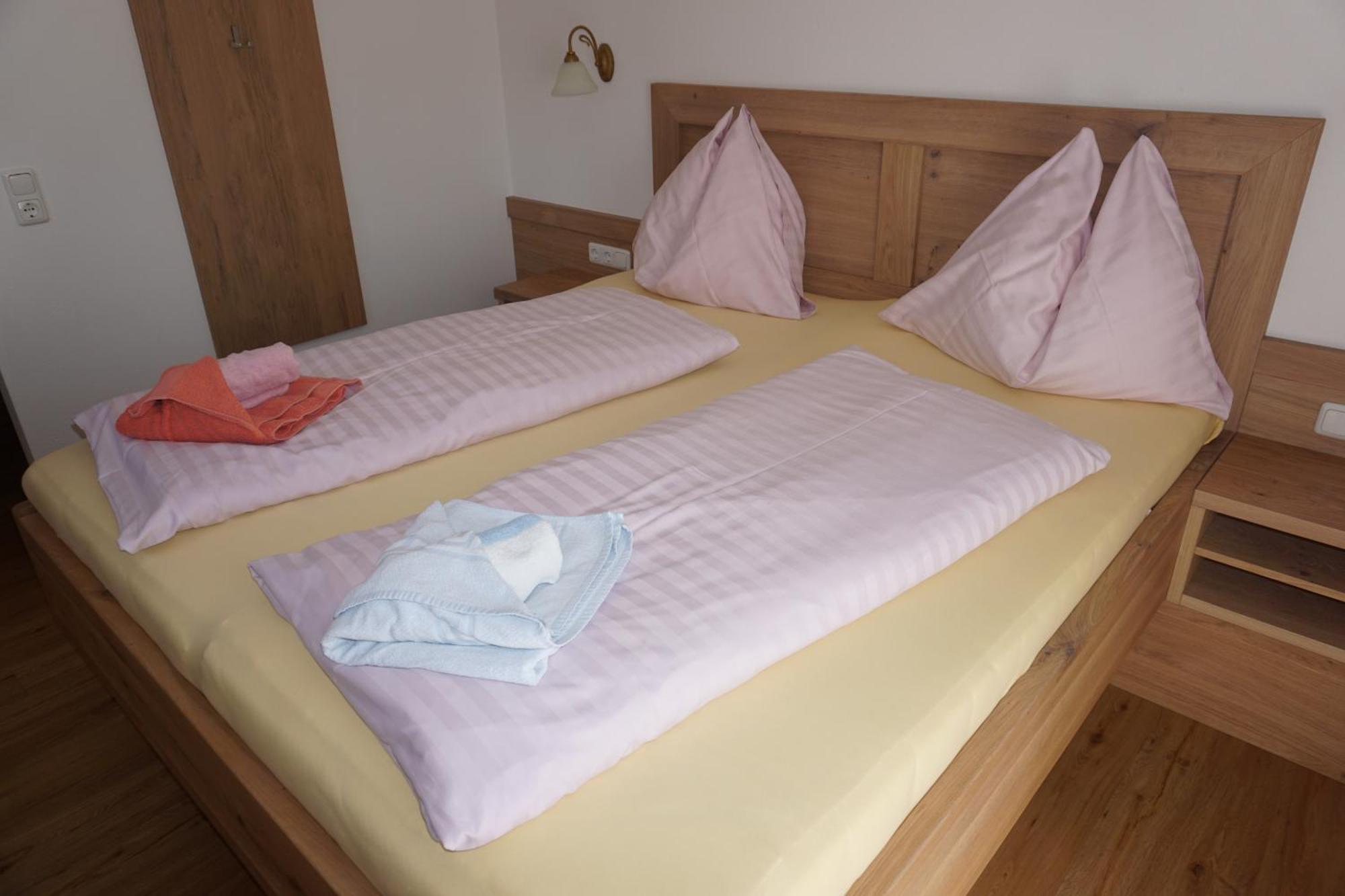 Pension & Appartements Anny Мария Алм ам Щайнернен Мер Екстериор снимка