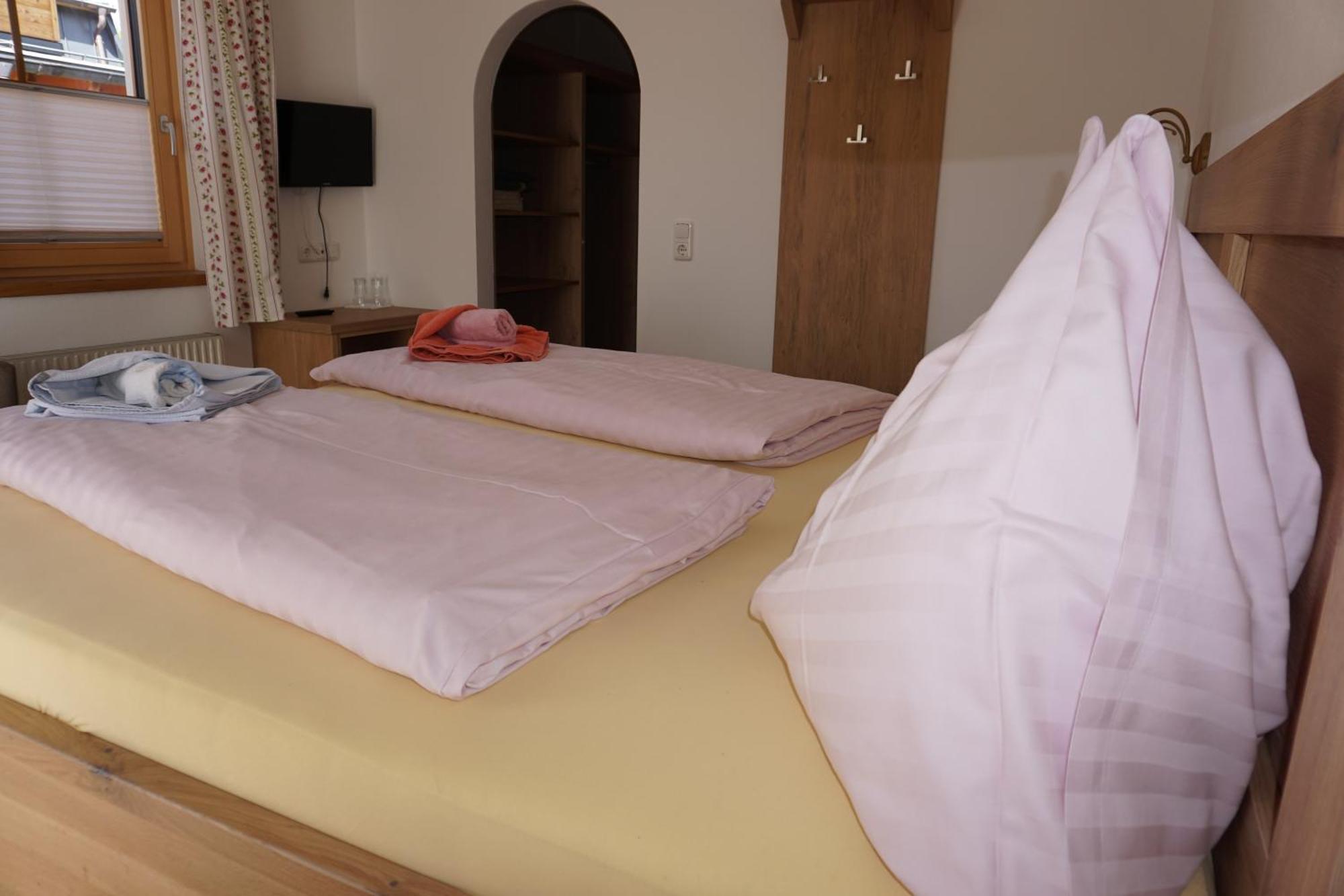 Pension & Appartements Anny Мария Алм ам Щайнернен Мер Екстериор снимка