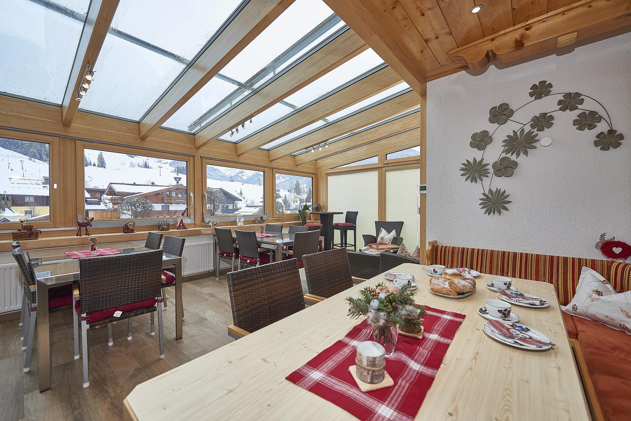 Pension & Appartements Anny Мария Алм ам Щайнернен Мер Екстериор снимка